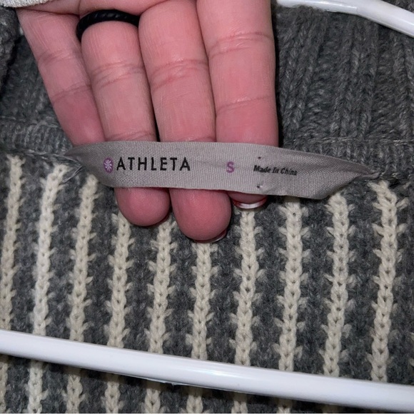 Athleta | Sierra Wrap Cocoon Wool Cashmere Sweater Small - Picture 5 of 7
